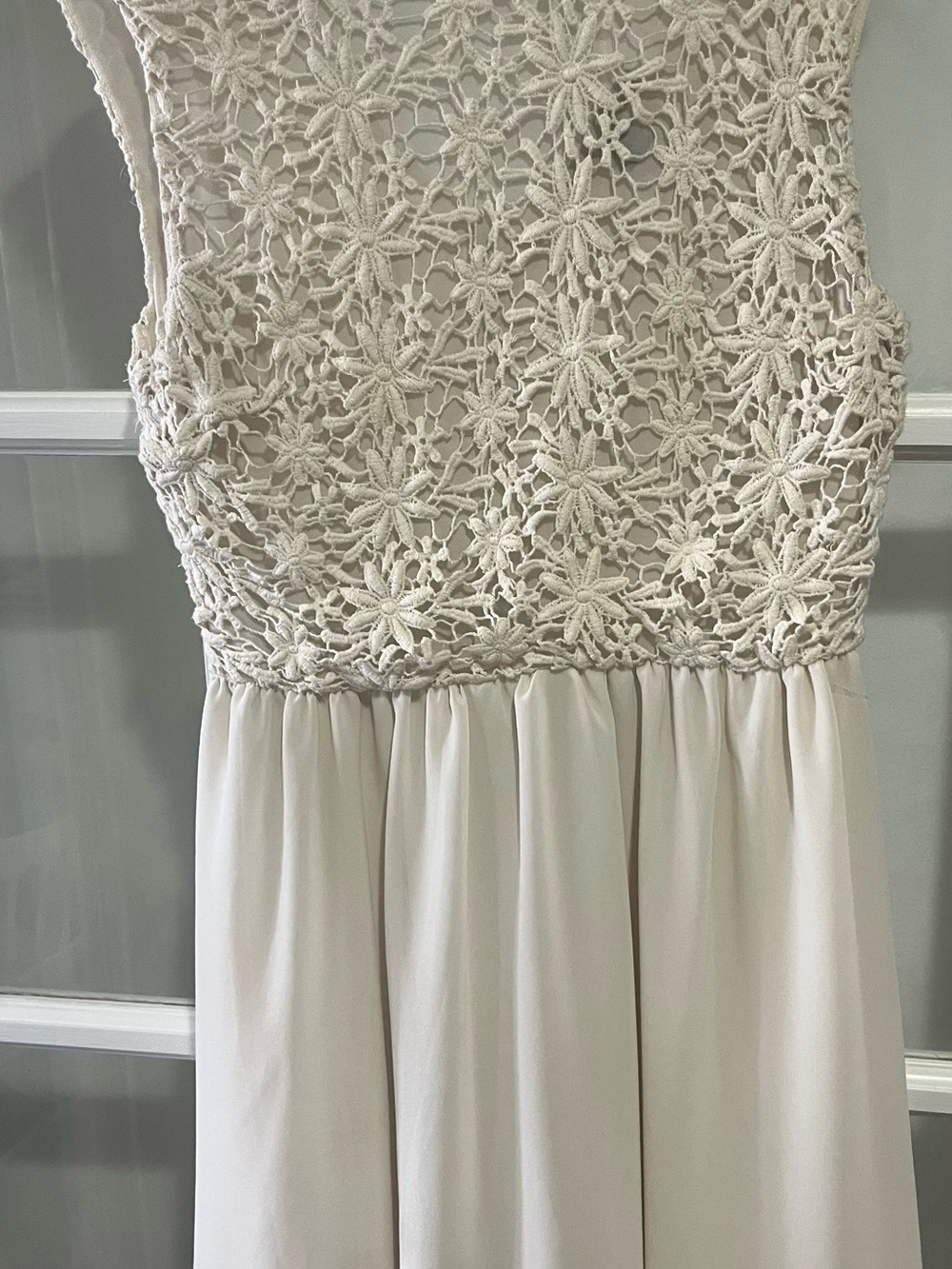 Forever 21 Cream Crochet Bodice Formal Gown